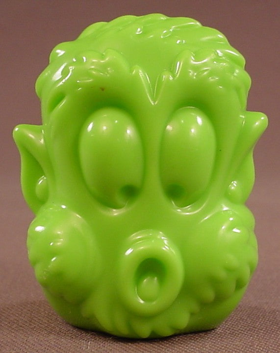 McDonalds 2000 Crazy Bones Lime Green Howler, 2 1/4 Inches Tall, Monster Bones, Go Gos