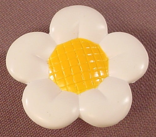 Mr Potato Head White Clip On Flower With A Yellow Center