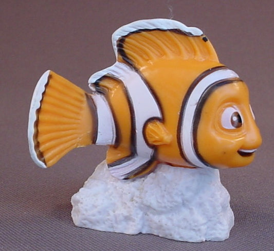 Disney Finding Nemo The Clown Fish On A White Rock Base PVC Figure, 2 1/4 Inches Long, Figurine, Finding Dory