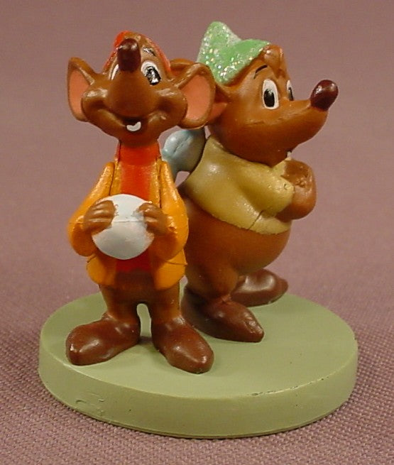 Disney Cinderella Jaq With His Arms Crossed & Gus Holding A Pearl PVC Figure On A Round Base, 1 3/4 Inches Tall