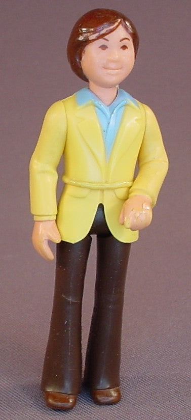 Fisher Price Vintage 250 Dollhouse Dad Or Father Figure, 4 Inches Tall, Arms Head & Legs Move, Blue Shirt Under A Yellow Sports Coat