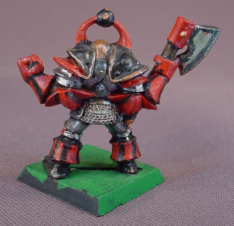 Warhammer Heroquest Chaos Warriors Figure On A Base, 1 1/2 Inches Tall, Painted, Plastic, 1991 Games Workshop