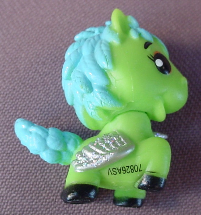 Hatchimals Green Horse Or Pony With A Blue Mane & Tail And Glittery Wings, 1 1/4 Inches Tall, Colleggtibles, Spinmaster