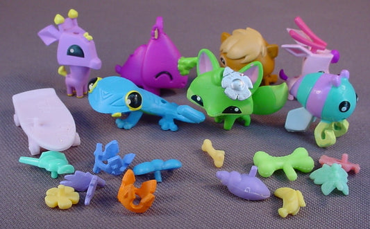 Littlest Pet Shop Lot Of Mini Pets With Accessories, LPS, Hasbro, C-2528A