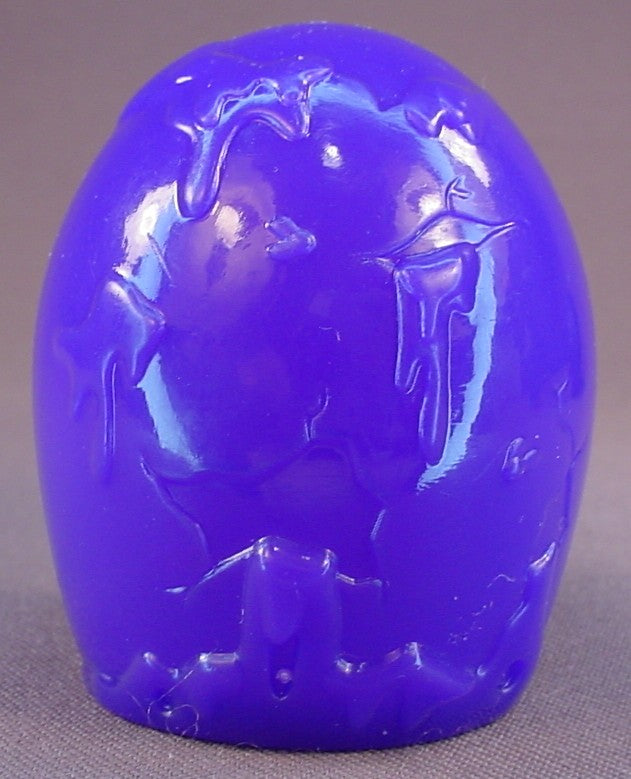 Trash Pack Trashies Large Purple Egg Container, 2 3/8 Inches Tall, Moose