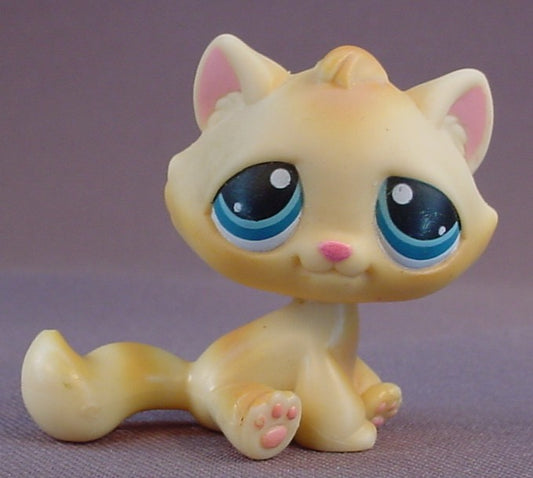 Littlest Pet Shop #122 Blemished Tan & Orange Tabby Kitty Cat Kitten With Blue Eyes, Stripes On The Tail & Body, Pet Pairs