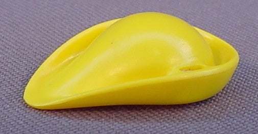 Playmobil Yellow Robin Hood Style Hat With A Pointed Front And Rim Turned Up All Around