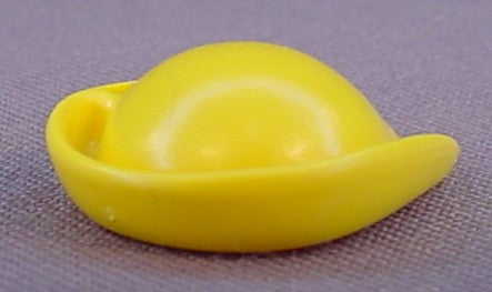 Playmobil Yellow Robin Hood Style Hat With A Pointed Front And Rim Turned Up All Around