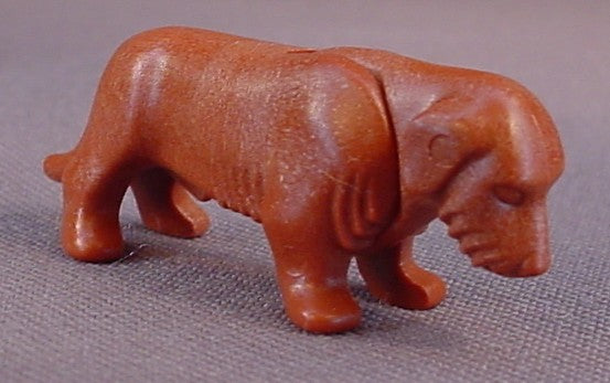 Playmobil Reddish Brown Dachshund Dog Animal Figure 3059 3976 3124 9990A 3715 3069 3741 3751