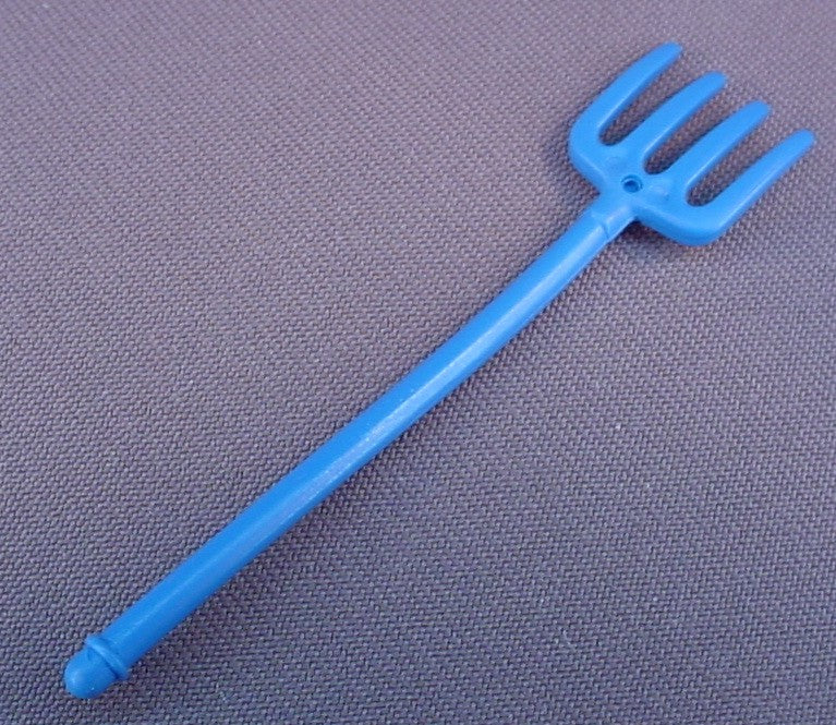Playmobil Blue Pitchfork With 4 Tines Tool, Pitch Fork, 3255 4131 4143 4190 4344 4480 4852 5005 5276