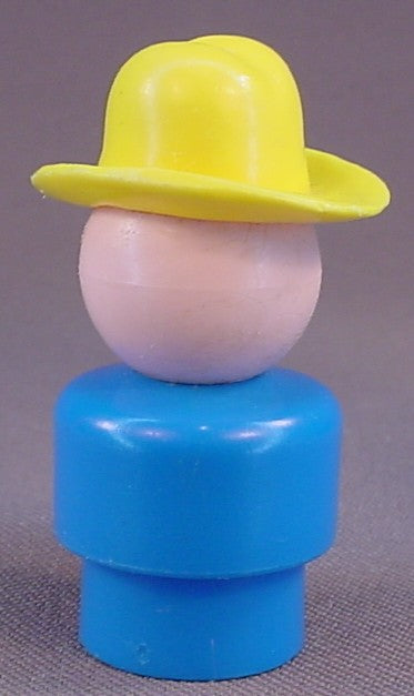 Fisher Price Vintage Farmer Boy In Yellow Hat, Blue Body, 915 Farm, Little People LP