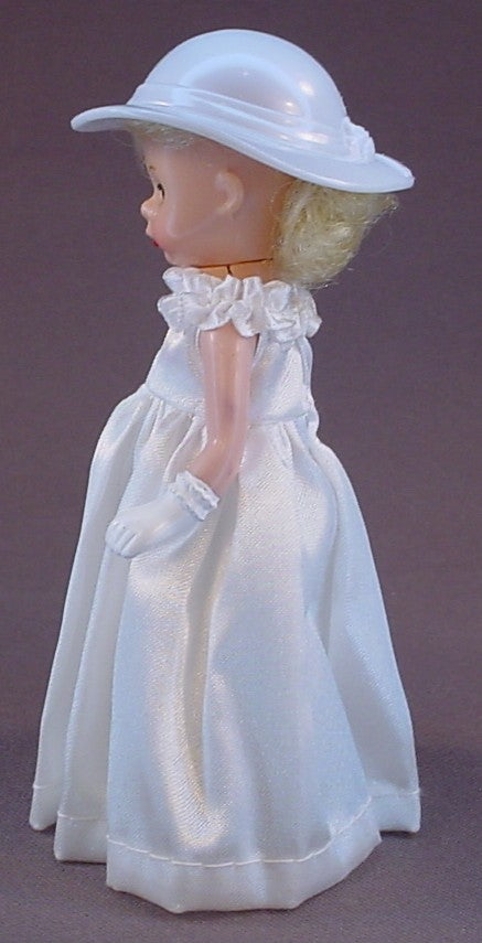 Madame Alexander Wedding Bride Doll With The Paper Tag, 5 Inches Tall, Memories Of A Lifetime, 2002 McDonalds