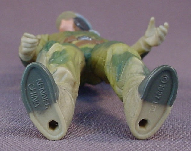 Star Wars Endor Rebel Soldier Action Figure With The Backpack And Blaster Rifle Accessories, 1997 Kenner, LFL, The Power Of The Force, Endor Rebel Commando Or Trooper, 3 3/4 Inches Tall, Star Wars Toy