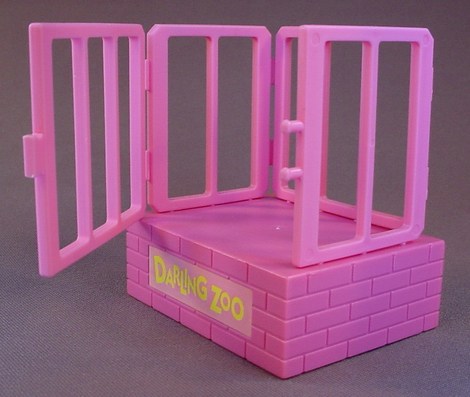 Darling Animal Friends Pink Zoo Enclosure For A Lion And Cub, The Cage Door Opens, Vintage, 1993 Trendmasters