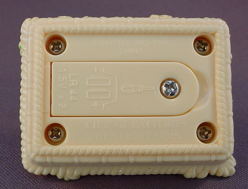 Barbie Light Up Centerpiece From A #67551 Light-Up Dining Room Set, Lights Up When You Press The Cheese, 2 1/2 Inches Long, Has Been Tested, Vintage, 1999 Mattel
