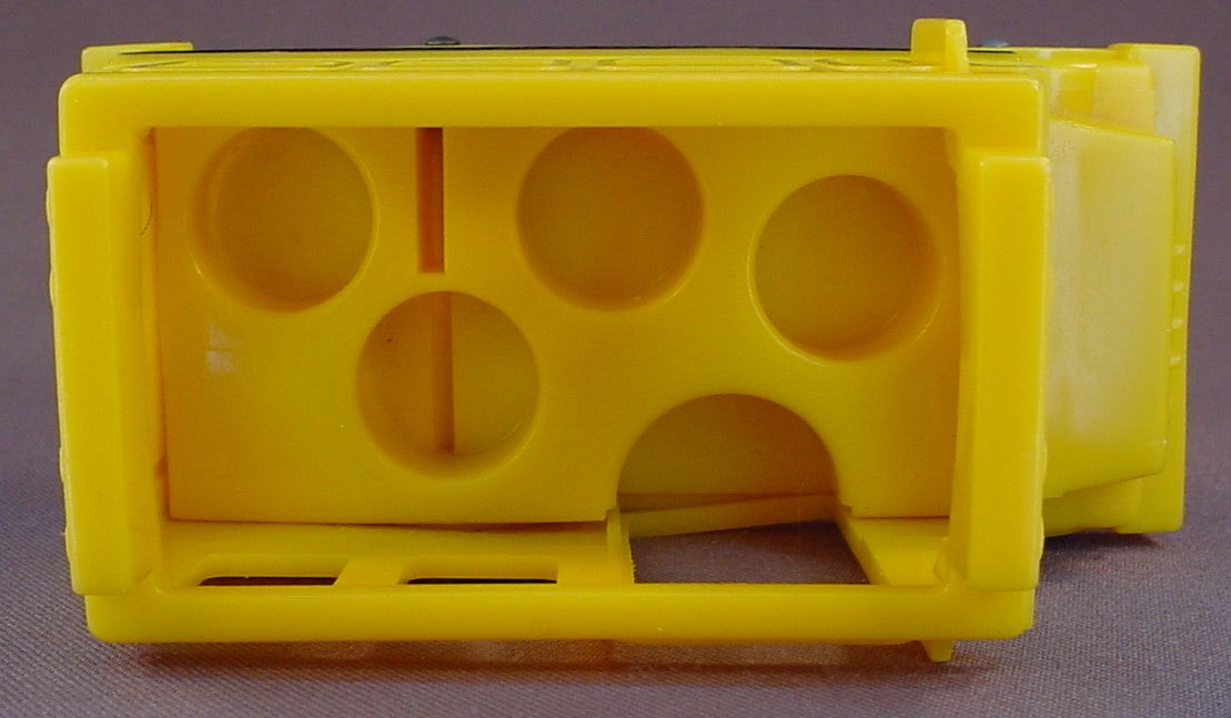 Fisher Price Vintage Yellow 4 Seat School Bus, 2550 Little People School, 4 Seater, LP
