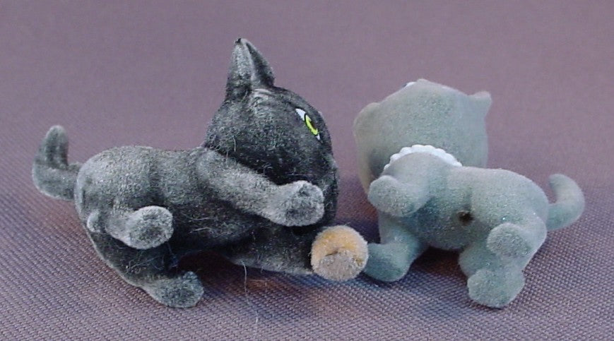 Kitty In My Pocket Pair Of Flocked Or Fuzzy Kitty Cats, Puppy In My Pocket, Vintage, Early 1990S, M. E. G., MEG