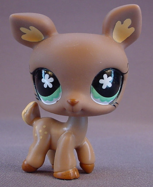 Littlest Pet Shop #670 Brown Fawn Deer with Green Eyes, 2007 Hasbro