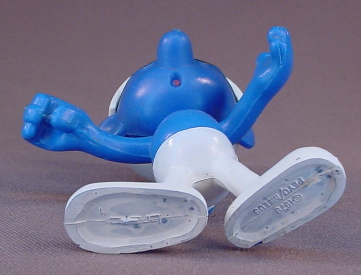 Smiling Smurf Bendable Figure, Bendy, Poseable, Flexible, 4 Inches Tall, The Head Swivels, 1979 Peyo Meeus, Made By Brabo, Hong Kong