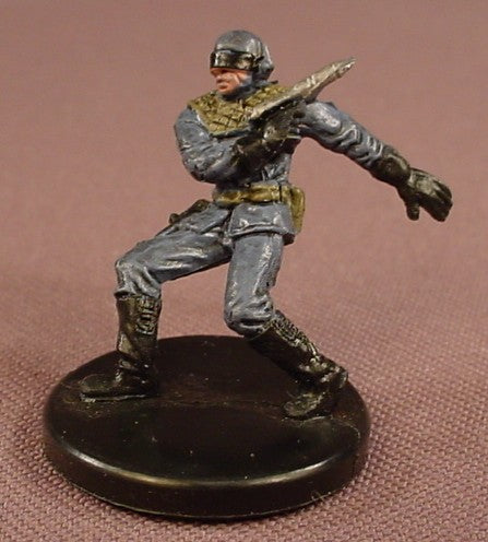 Star Wars Miniatures Galactic Alliance Scout Figure With The Card, 31/60, Legacy Of The Force Series