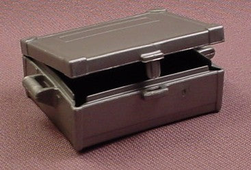 Playmobil Silver Gray Strong Box With Handles & A Lid That Opens