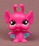 Littlest Pet Shop #2836 Dark Pink Mini Bat Fairy With Blue Wings