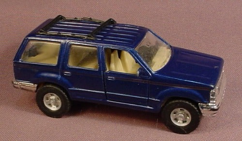 Maisto Ford Explorer With A Pull Back Motor