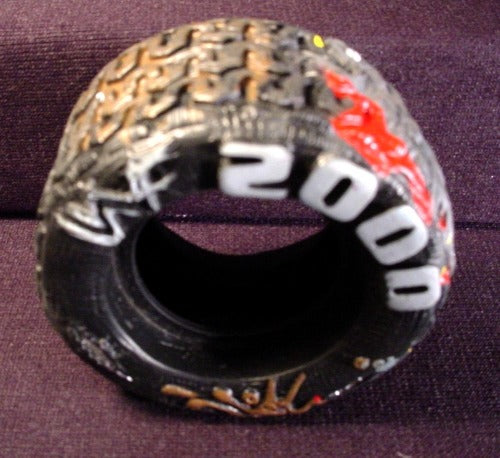 Wwf Tire Accessory For 2000 Wrestling Action Figure, 2 3/4" Across
