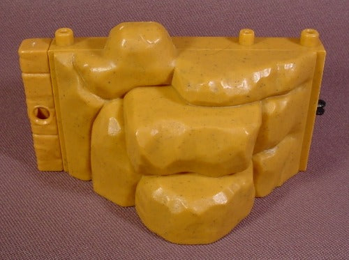 Fisher Price Imaginext Brown Stone Boulder Wall Base, 78357 Goblin