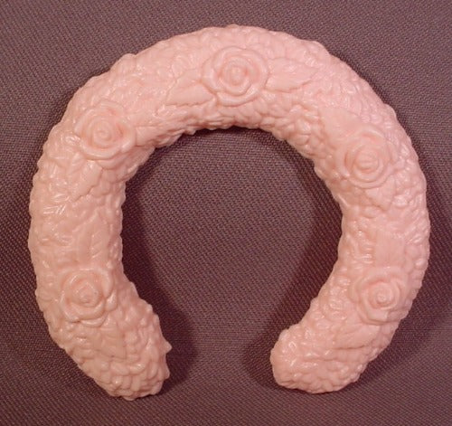 Playskool Dollhouse Pink Rose Horse Wreath, 3 1/2" Wide, Doll House