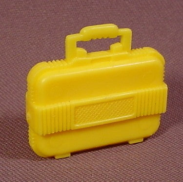 Gi Joe Yellow Briefcase Accessory For 1994 Lifeline V4 Action Figur