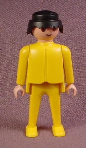 Playmobil Adult Male Classic Style Figure With All Yellow Clothes
