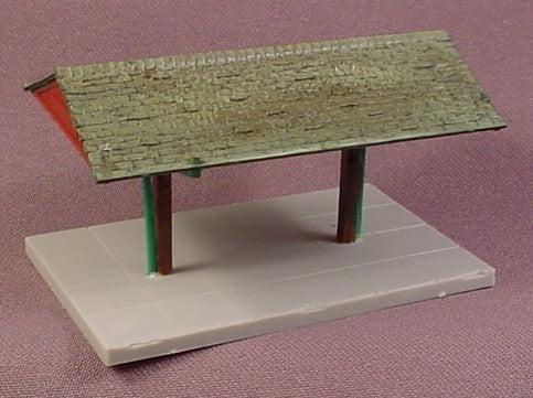 Ho Scale Gauge Small Trackside Platform Station, Railroad Train