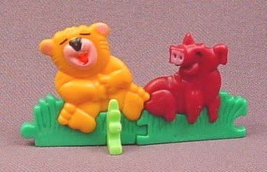 Kinder Surprise 1997 Plastic Puzzle, Orange Bear & Red Pig, K97N13
