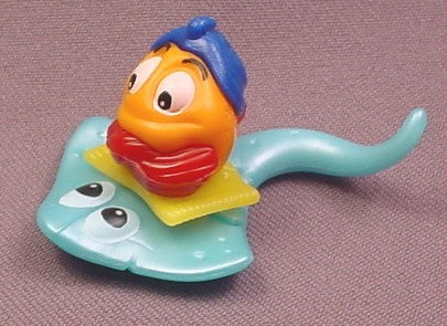 Kinder Surprise 2000 Fish Riding Manta Ray, K00N98