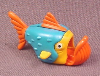 Kinder Surprise 2003 Fish with Orange Fins, K03N37
