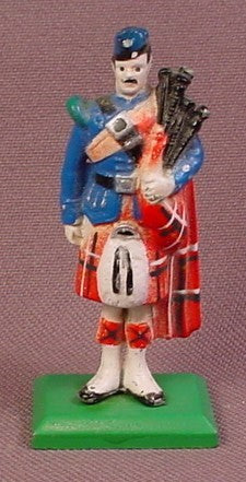Royal Scots Fusiliers #7 Metal 2 1/8 Inch Tall Scottish Piper Soldi