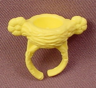 Charmkins Bird Nest Ring For Whippoorwill Figure, 1 Inch Tall, 1984