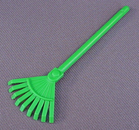 Playmobil Green Fan Rake Or Leaf Rake Tool, 3233 3634 3638 3752 4055 4280 4480 5437 5893 6636