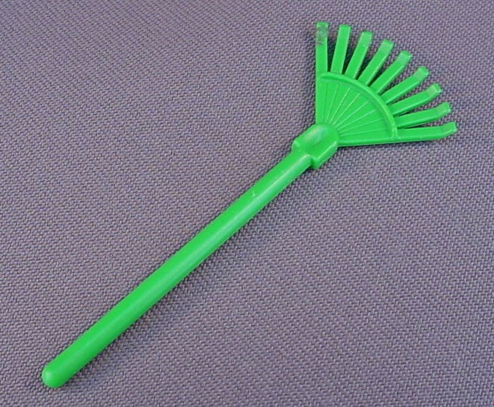 Playmobil Green Fan Rake Or Leaf Rake Tool, 3233 3634 3638 3752 4055 4280 4480 5437 5893 6636