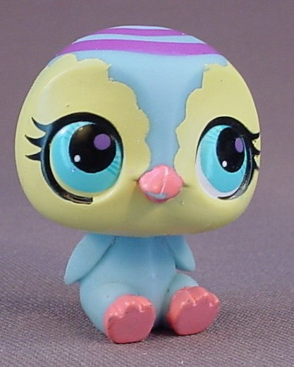 Littlest Pet Shop #3005 Blue & Yellow Baby Penguin With Fancy Blue Eyes, Purple Swirl Pattern