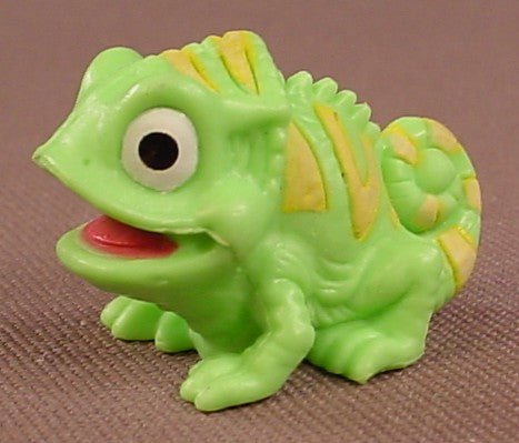 Disney Tangled Movie Pascal The Pet Chameleon PVC Figure, 1 1/4 Inches Long, Figurine