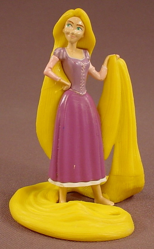 Disney Tangled Movie Rapunzel Holding Her Hair PVC Figure, The Base Is A Coil Of Her Hair, 3 1/4 Inches Tall, Decopac