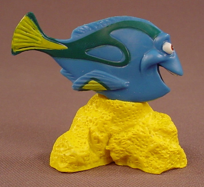 Disney Finding Nemo Dory On A Yellow Coral Base PVC Figure, 2 1/2 Inches Long, Pixar, Finding Dory, Figurine