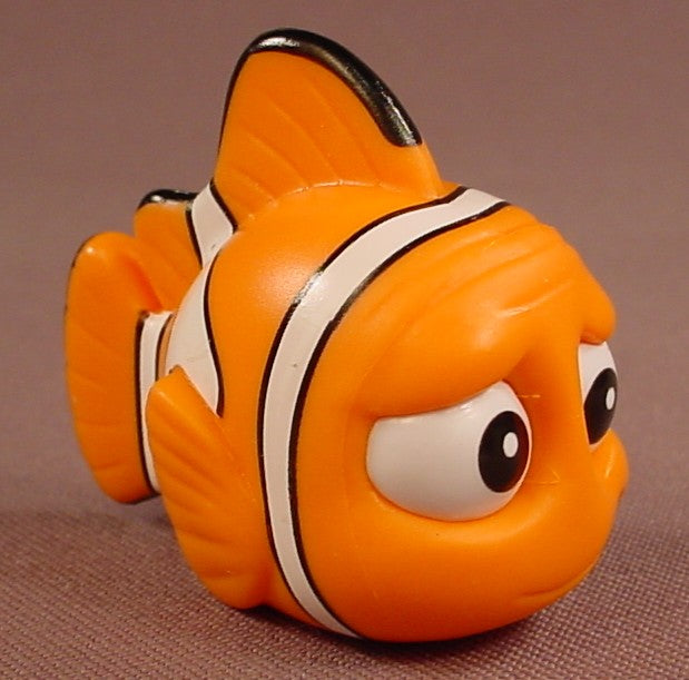 Disney Finding Nemo The Clown Fish PVC Figure, 2 Inches Long, Pixar, Bandai, Figurine, Finding Dory