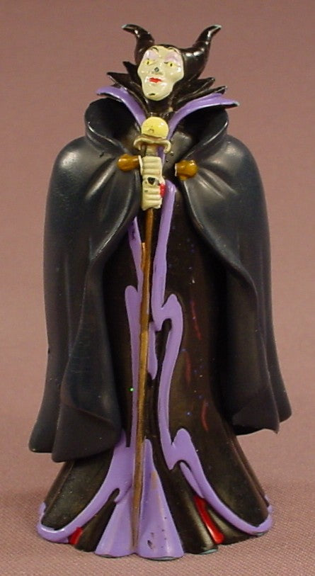 Disney Sleeping Beauty Maleficent Witch Villain PVC Figure With A Removable Rubbery Cape Or Cloak, 4 Inches Tall