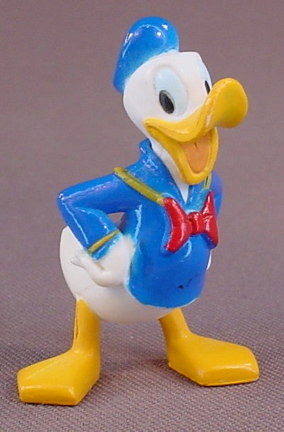 Disney Donald Duck With His Hands On His Hips PVC Figure, 2 Inches Tall, Figurine