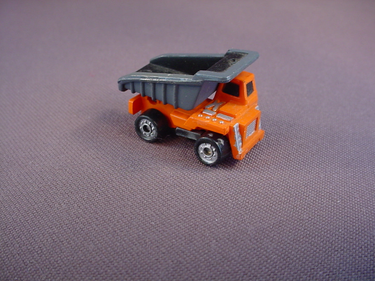 Micro Machines Funrise Orange & Gray Tipper Or Dump Truck