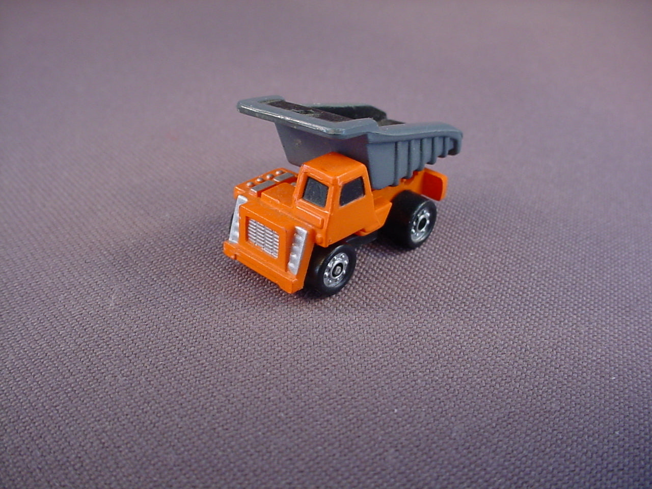 Micro Machines Funrise Orange & Gray Tipper Or Dump Truck