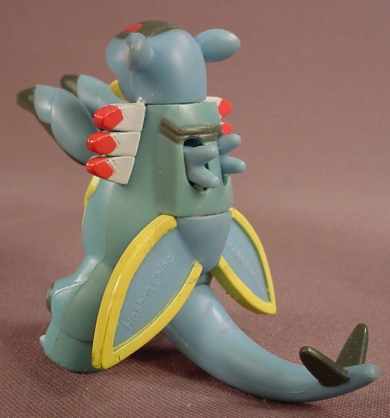 Pokemon Armaldo PVC Figure With Punching Action, 2 1/2 Inches Tall, Slash Attack, 2003 Hasbro